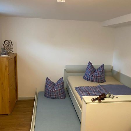 Saale Unstrut Ferienwohnung I 萨勒河畔瑙姆堡 外观 照片
